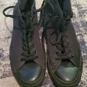 Black Converse